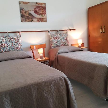 Ca' Albano Apartment Mezzolago Luaran gambar