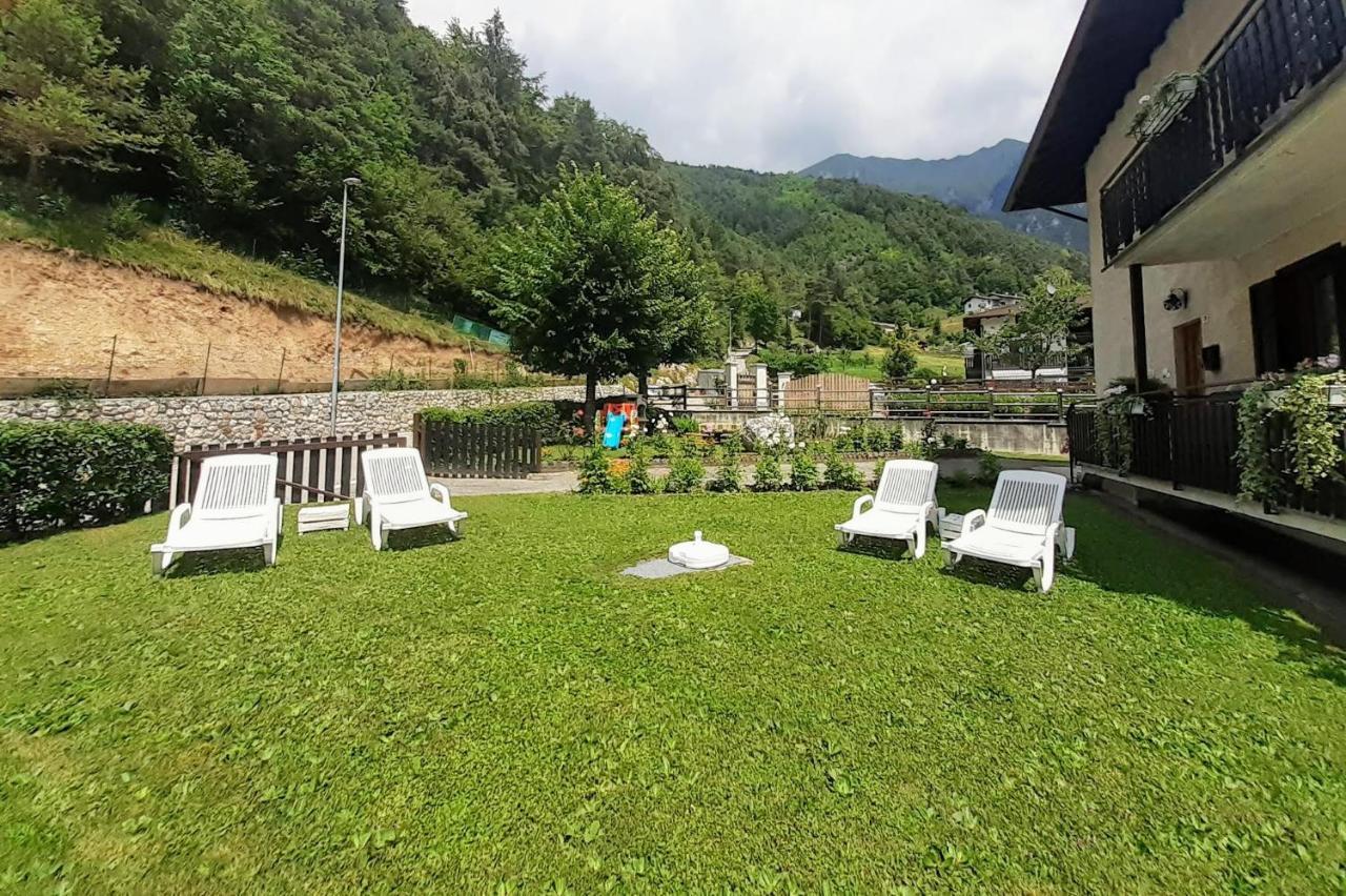 Ca' Albano Apartment Mezzolago Luaran gambar