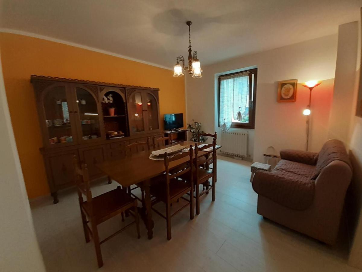 Ca' Albano Apartment Mezzolago Luaran gambar
